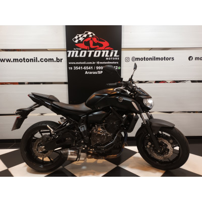 YAMAHA MT-07 ABS PRETA 2022